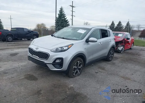 2020 Kia Sportage Lx z USA, uszkodzony, nr VIN KNDPMCAC4L7750977